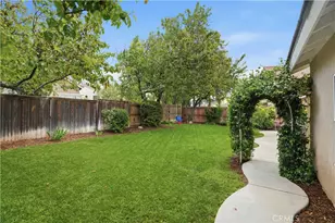 28228 Ridge View Dr, Canyon Country, CA 91387 - Photo 20