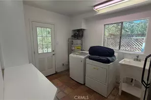 736 Crater Oak Dr, Calabasas, CA 91302 - Photo 22