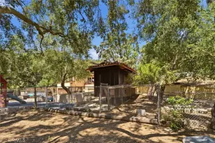 736 Crater Oak Dr, Calabasas, CA 91302 - Photo 16