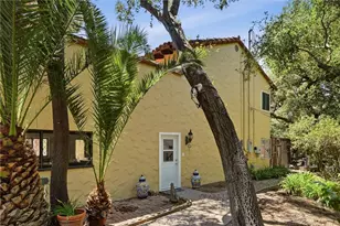 736 Crater Oak Dr, Calabasas, CA 91302 - Photo 4