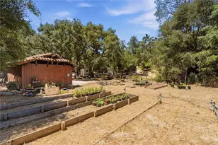 736 Crater Oak Dr, Calabasas, CA 91302 - Photo 18