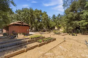 736 Crater Oak Dr, Calabasas, CA 91302 - Photo 12