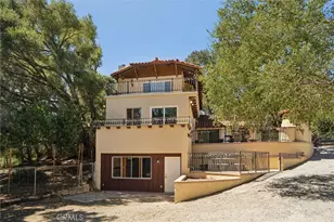 736 Crater Oak Dr, Calabasas, CA 91302 - Photo 2