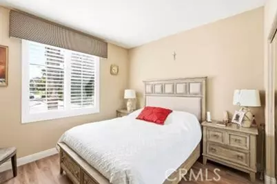 29251 Via Solano, Valencia, CA 91354 - Photo 14
