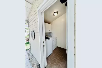 23230 Raymond, Chatsworth, CA 91311 - Photo 56