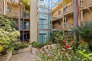 11949 Goshen Ave, Los Angeles, CA 90049 - Photo 16