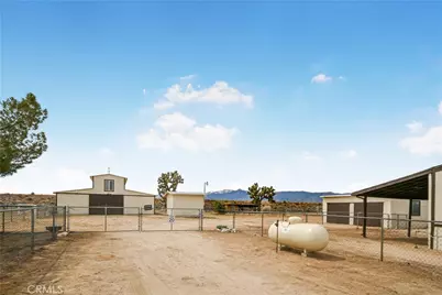 5981 La Mesa Road, Phelan, CA 92371 - Photo 2