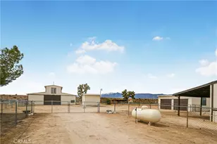 5981 La Mesa Rd, Phelan, CA 92371 - Photo 2