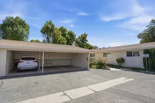 26831 Ave Of The Oaks, Newhall, CA 91321 - Photo 14
