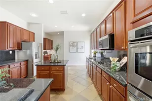 2943 W Meyers Rd, San Bernardino, CA 92407 - Photo 10