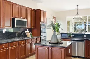 2943 W Meyers Rd, San Bernardino, CA 92407 - Photo 8