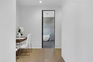 4545 Stern Ave, Sherman Oaks, CA 91423 - Photo 18