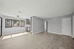 27949 Tyler, Canyon Country, CA 91387 - Photo 4