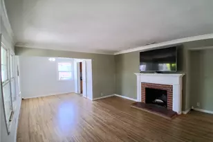 10918 Laurel Canyon, San Fernando, CA 91340 - Photo 6