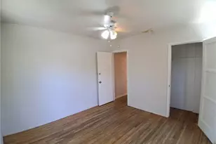 10918 Laurel Canyon, San Fernando, CA 91340 - Photo 12
