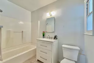 10918 Laurel Canyon, San Fernando, CA 91340 - Photo 18