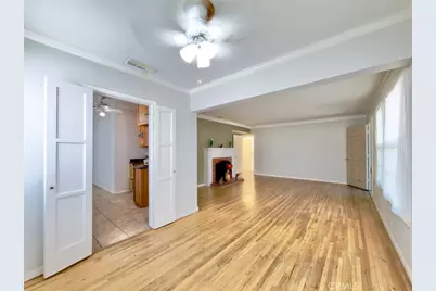 10918 Laurel Canyon, San Fernando, CA 91340 - Photo 8