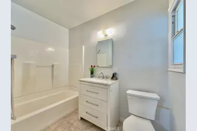 10918 Laurel Canyon, San Fernando, CA 91340 - Photo 16