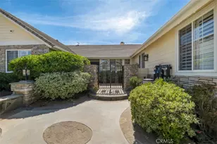 9618 Sweetwater Dr, Agua Dulce, CA 91390 - Photo 4