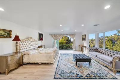 4330 Alhama, Woodland Hills, CA 91364 - Photo 32