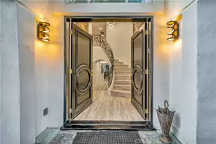 4330 Alhama, Woodland Hills, CA 91364 - Photo 8