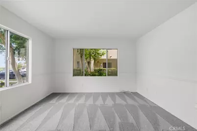24465 Valle Del Oro #101, Newhall, CA 91321 - Photo 16
