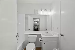 24465 Valle Del Oro, Newhall, CA 91321 - Photo 14
