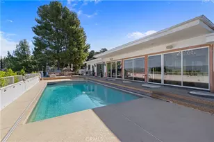 16015 Jeanne Ln, Encino, CA 91436 - Photo 58