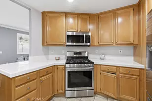 27247 Marisa Dr, Canyon Country, CA 91387 - Photo 8