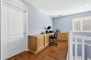 27247 Marisa Dr, Canyon Country, CA 91387 - Photo 16