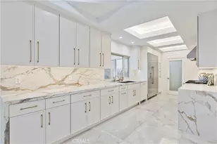 4651 Ellenita Ave, Tarzana, CA 91356 - Photo 12