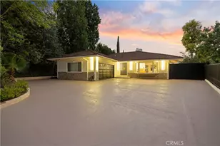 4651 Ellenita Ave, Tarzana, CA 91356 - Photo 4
