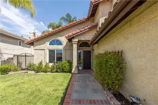 25541 Pembrook Pl, Saugus, CA 91350 - Photo 4
