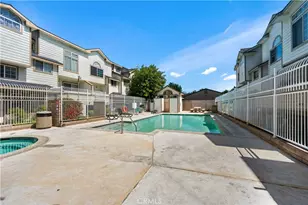 11150 Glenoaks, Pacoima, CA 91331 - Photo 20