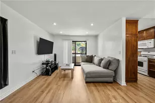 28021 Sarabande, Canyon Country, CA 91387 - Photo 8