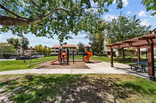 28021 Sarabande, Canyon Country, CA 91387 - Photo 28