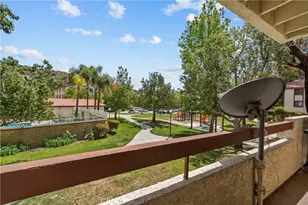 28021 Sarabande, Canyon Country, CA 91387 - Photo 32