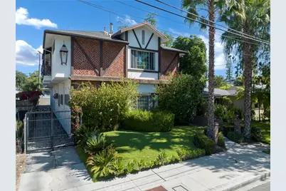 12803 Bloomfield #2, Studio City, CA 91604 - Photo 2
