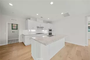 20560 Galloway Dr, Saugus, CA 91350 - Photo 18