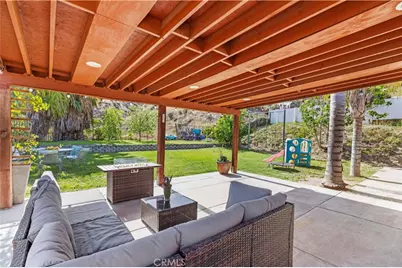 27951 Carvel Drive, Canyon Country, CA 91351 - Photo 30