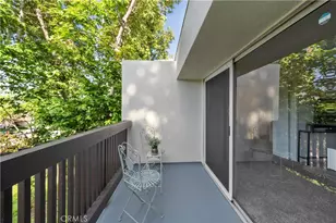 23515 Lyons, Valencia, CA 91355 - Photo 16