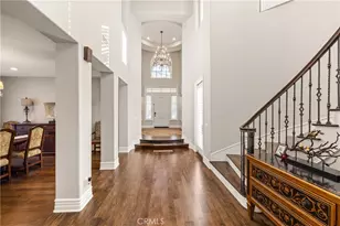 1005 Cheshire Hills Ct, Westlake Village, CA 91361 - Photo 4
