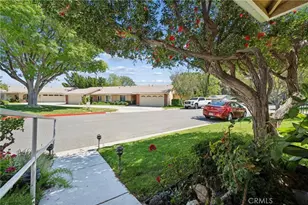 26311 Green Terrace Dr, Newhall, CA 91321 - Photo 4