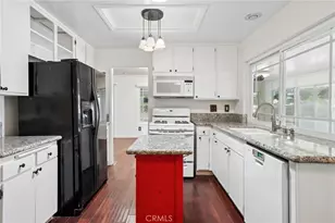 26311 Green Terrace Dr, Newhall, CA 91321 - Photo 12