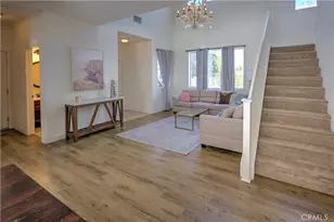 27604 Redwood Way, Castaic, CA 91384 - Photo 2