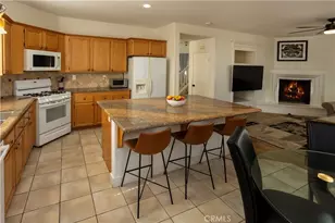 27604 Redwood Way, Castaic, CA 91384 - Photo 8