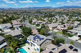 21922 Crestline, Saugus, CA 91390 - Photo 34