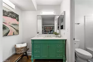 21801 Burbank, Woodland Hills, CA 91367 - Photo 30