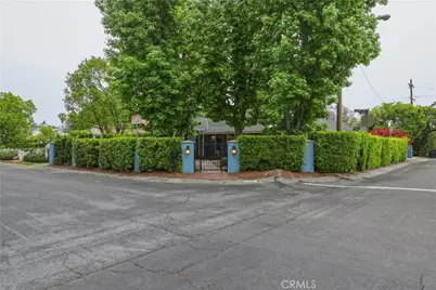 11592 Kling Street, Valley Village, CA 91602 - Photo 34