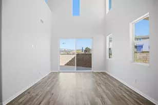 570 Jubilee Pl, Santa Paula, CA 93060 - Photo 6